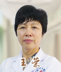 ���s �����t��